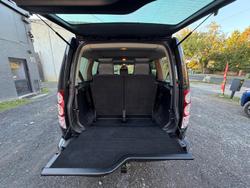 2011 Land Rover Discovery 4 TdV6 Series 4 MY11 4X4 Constant Santorini Black