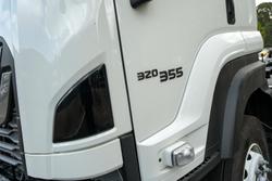 2025 Isuzu F Series FYJ 320-355 AT R60