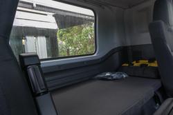 2025 Isuzu F Series FYJ 320-355 AT R60