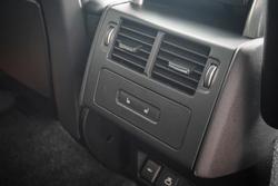 2024 Land Rover Discovery D300 Dynamic HSE
