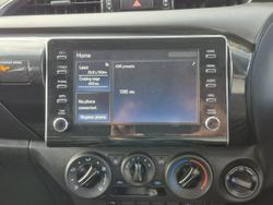 2020 Toyota Hilux SR