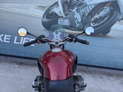 2001 BMW Motorrad R1150R Red