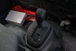 2025 Isuzu N Series NLR 45-150 DT D25