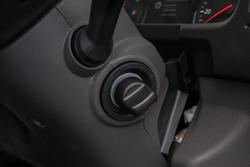 2025 Isuzu N Series NLR 45-150 DT D25