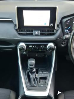 2024 Toyota RAV4 GX