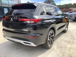 2025 Mitsubishi Outlander PHEV Exceed