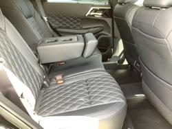 2025 Mitsubishi Outlander PHEV Exceed