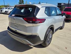2024 Nissan X-TRAIL ST