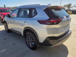 2024 Nissan X-TRAIL ST