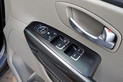 2017 Kia Carnival S