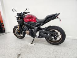 2024 Honda 2024 Honda NAKED CB650RAC ABS Red