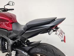 2024 Honda 2024 Honda NAKED CB650RAC ABS Red