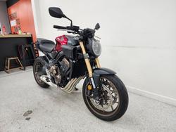 2024 Honda 2024 Honda NAKED CB650RAC ABS Red