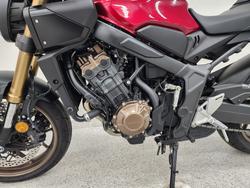 2024 Honda 2024 Honda NAKED CB650RAC ABS Red