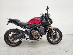 2024 Honda 2024 Honda NAKED CB650RAC ABS Red
