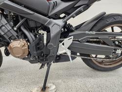 2024 Honda 2024 Honda NAKED CB650RAC ABS Red