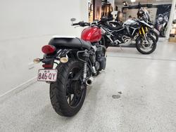 2017 Triumph STREET TWIN Red