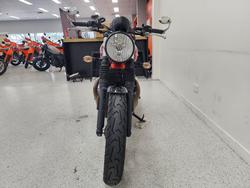 2017 Triumph STREET TWIN Red