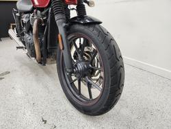 Triumph Street Twin