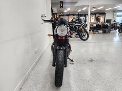 2017 Triumph STREET TWIN Red