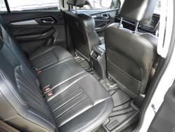 2021 Isuzu MU-X LS-T
