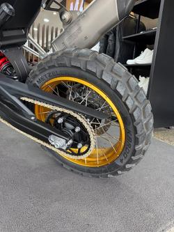 2026 BMW Motorrad F 900 GS ENDURO LT WHT/RACING BLU MET/RACE RED