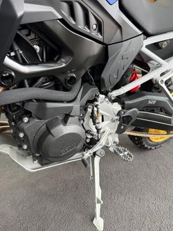 2026 BMW Motorrad F 900 GS ENDURO LT WHT/RACING BLU MET/RACE RED