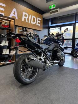 BMW Motorrad 2020 BMW 1250CC R 1250 RS IMPERIAL BLUE METALLIC