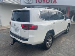 2022 Toyota Landcruiser Sahara FJA300R 4X4 Dual Range Crystal Pearl
