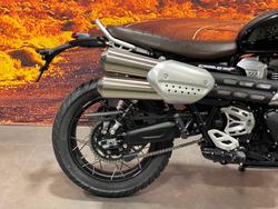 2025 Triumph Scrambler 1200 X Scrambler Black