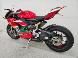 2022 DUCATI PANIGALE V2 BAYLISS 20TH ANNIV Red