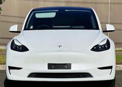 2022 Tesla Model Y Rear-Wheel Drive