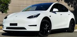 2022 Tesla Model Y Rear-Wheel Drive