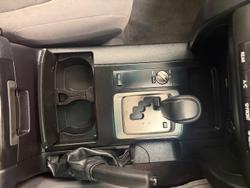 2010 Toyota Landcruiser GXL VDJ200R MY10 4X4 Constant Glacier White