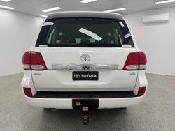 2010 Toyota Landcruiser GXL VDJ200R MY10 4X4 Constant Glacier White