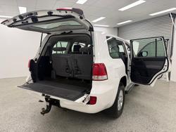 2010 Toyota Landcruiser GXL VDJ200R MY10 4X4 Constant Glacier White