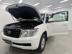 2010 Toyota Landcruiser GXL VDJ200R MY10 4X4 Constant Glacier White