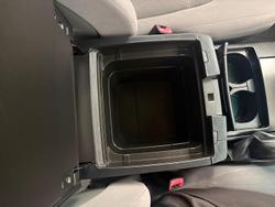 2010 Toyota Landcruiser GXL VDJ200R MY10 4X4 Constant Glacier White