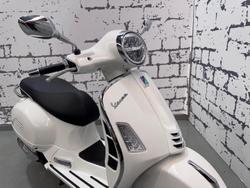2025 Vespa GTS Super 150 GTS White