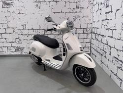2025 Vespa GTS Super 150 GTS White