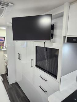 2026 Paradise MotorHomes INTEGRITY CLUB DELUXE (AWD) IMMEDIATE DELIVERY