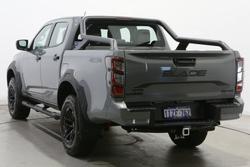 2025 Isuzu D-MAX BLADE