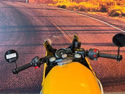 2026 Triumph Thruxton 400 Thruxton Yellow