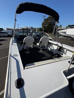 2026 QUINTREX 450 Fishabout