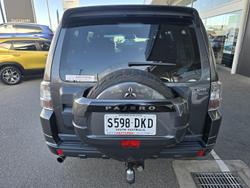 2011 Mitsubishi Pajero GLX