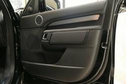 2025 Land Rover Discovery D350 Dynamic SE Series 5 MY25 4X4 Santorini Black