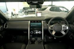 2025 Land Rover Discovery D350 Dynamic SE Series 5 MY25 4X4 Santorini Black
