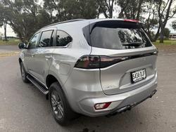 2025 Isuzu MU-X LS-U