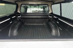 2021 Nissan Navara SL
