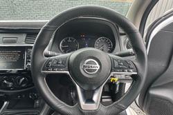 2021 Nissan Navara SL